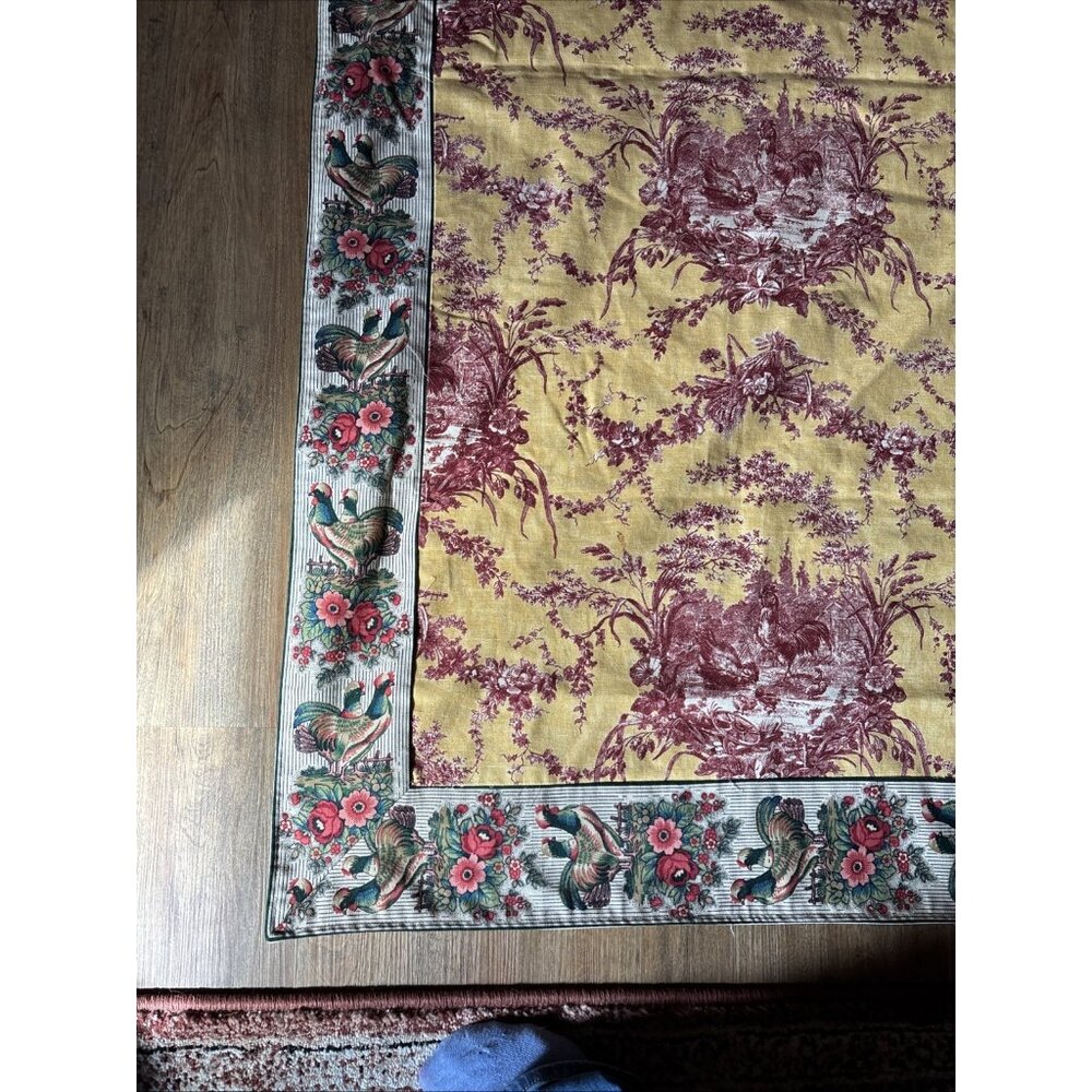 French Inspired Linen Table Cloth Or Hanging Heavy Material Size 61 X 61 - Picture 5 of 9
